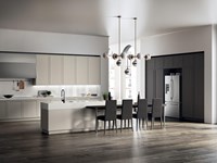 ¿Cómo puedo integrar mis electrodomésticos actuales en una cocina Scavolini?