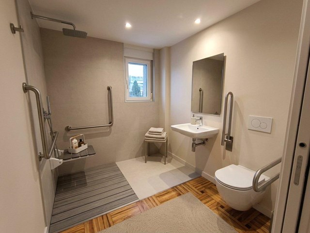 Servicio de reformas para baños de movilidad reducida en Vigo